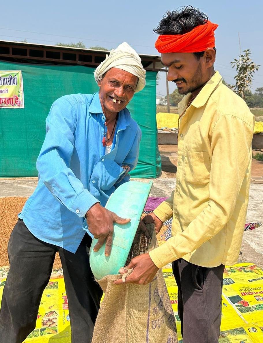 ​धमतरी का गौरव: ‘विश्व की सबसे बड़ी अनाज भंडारण योजना’ में बनाया कीर्तिमान  प्रदेश के कुल चने का 50% अकेले खरीदा