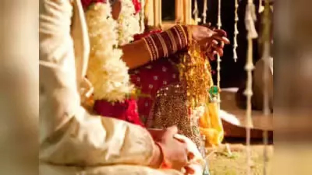 शादी कार्ड बंटने के बाद भी प्रशासन ने रोकी बड़ी कार्रवाई, गांव में बाल विवाह पर लगा ब्रेक