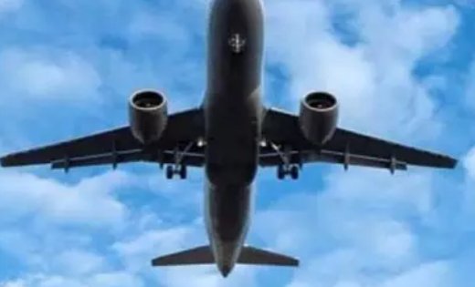 विस्तारा एयरलाइंस पर 1.10 लाख रुपये का जुर्माना, एडीजे के कन्फर्म टिकट रद्द करने पर उपभोक्ता आयोग की कार्रवाई