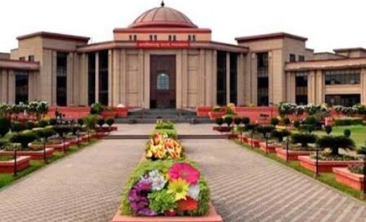 हाई कोर्ट ने जनप्रतिनिधियों के लंबित मामलों पर दिखाई सख्ती, सभी अदालतों से मांगी ताजा रिपोर्ट