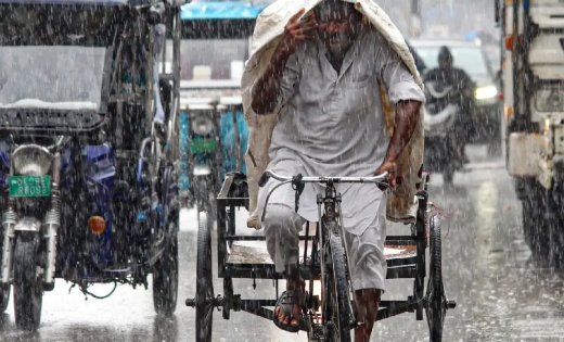 CG Weather Alert: आज इन जिलों में बिगड़ सकता है मौसम, भारी बारिश के साथ वज्रपात का खतरा…घर से निकलने से पहले जानें अपडेट