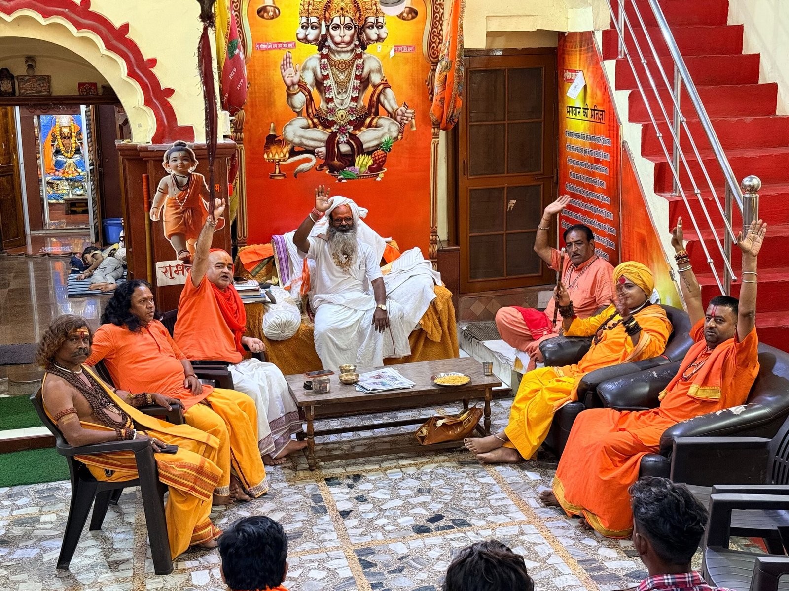 संस्कृत भाषा को बढ़ावा देने संत समिति की बैठक 10 बिंदुओं पर भाजपा की साय सरकार से किया मांग